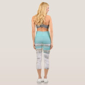 Leggings Capri Turquoise Blue Sky Ocean Waves Foam (Verso)