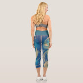 Leggings Capri Vagues Abstraites aux couleurs géométriques bleues (Verso)