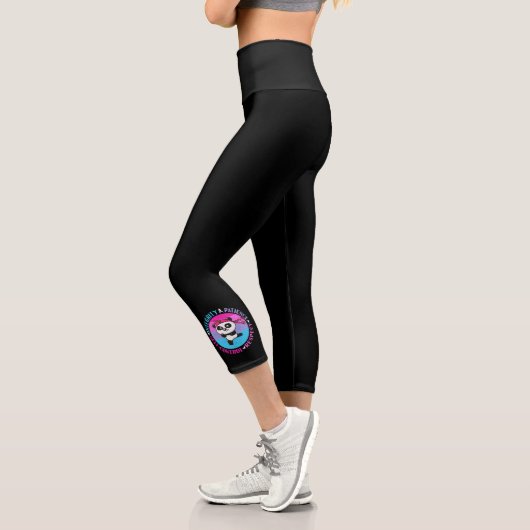 Leggings Capri Valeurs des arts martiaux - Karate Girly Mindset (Gauche)