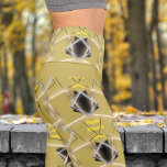 Leggings Capri Végétas somptueux Or encadré en Motif d'or Yoga<br><div class="desc">Shine in Style and Comfort Ajoutez une touche de glamour à votre garde-robe avec ces leggings encadrés dans Gold Capri! Audacieux, colorés et luxueux, ces leggings sont parfaits pour améliorer votre entraînement ou votre temps libre. Confortables et élégantes, elles sont conçues pour vous aider à briller en toute confiance. Embrassez...</div>