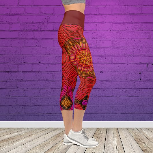 Leggings Capri Weer Mandala rouge rose et jaune