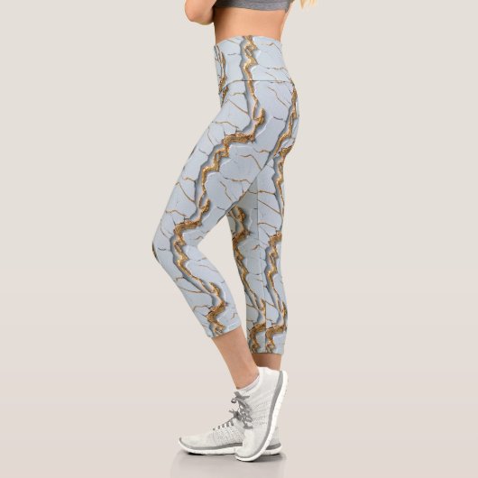 Leggings Capri White Marble Texture with Cracked Gold Veins (Gauche)