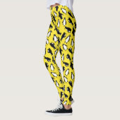 Leggings Cute black white penguin pattern yellow background (Gauche)
