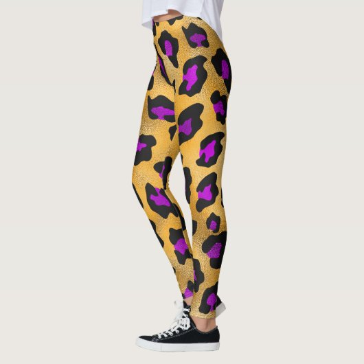 Leggings d'Empreintes de léopard noirs et violets  (Gauche)