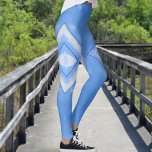 Leggings Diamants dans le ciel Tie Dye Look<br><div class="desc">Ces leggings bleus, blancs et noirs brillants ont l'aspect chic Boho de teinture cravate. Les diamants dans le ciel sont créés avec une image photographique de nuages blancs et de lignes téléphoniques noires contre un ciel bleu clair. Le design est une touche moderne à un style hippie rétro avec une...</div>