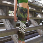 Leggings Drapeau américain Camouflage Camo Motif militaire<br><div class="desc">Cette conception a été créée par art numérique. Elle peut être personnalisée en cliquant sur le bouton personnaliser et en modifiant la couleur, en ajoutant un nom, des initiales ou vos mots préférés. Contactez-moi à l'adresse colorflowcreations@gmail.com si vous souhaitez que ce design soit disponible sur un autre produit. Achetez ma...</div>