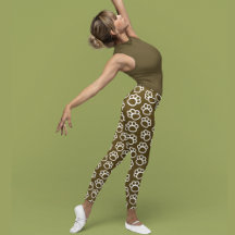 Élégantes pattes de chien brun