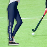 Leggings Field Hockey Sport Nom de l'équipe Monogramme Coul<br><div class="desc">Votre équipe de hockey sur gazon va adorer ces leggings cool avec votre nom d'équipe qui court le long des deux jambes. Vous pouvez également ajouter un monogramme au bas - juste au-dessus de la cheville (ou supprimer). Changez la couleur de l'arrière - plan pour correspondre aux couleurs de votre...</div>