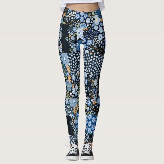 Leggings Fleurs Bleues Patchwork : Tissu sans couture. (Devant)