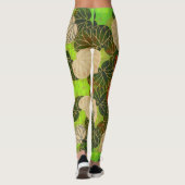 LEGGINGS FOX ROUGE PARMI LES FEUILLES VERTS ET LE FOLIAGE (Dos)