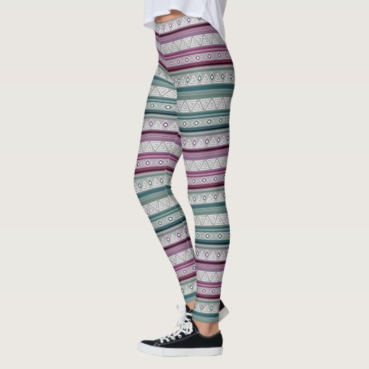 Leggings geometric ethnic tribal pattern of American Indian (Gauche)