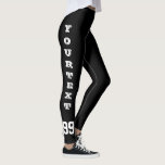 Leggings Guêtres faites sur commande de blanc de noir de<br><div class="desc">Guêtres noires et blanches de sports du football de nombre fait sur commande de jersey. Collants personnalisés avec votre propres nom, slogan, citation, dire etc. d'équipe. Habillement sportif pour des femmes et des filles. Grand pour cheerleading, gymnase, forme physique, formation de séance d'entraînement, yoga, fonctionnement et d'autres sports. Faites votre...</div>