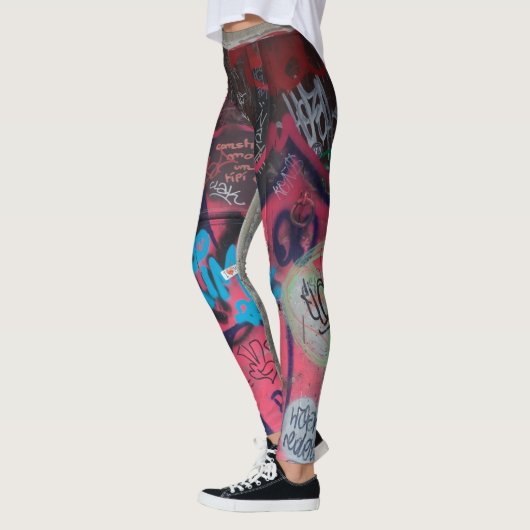 Leggings Guêtres multicolores de graffiti (Gauche)