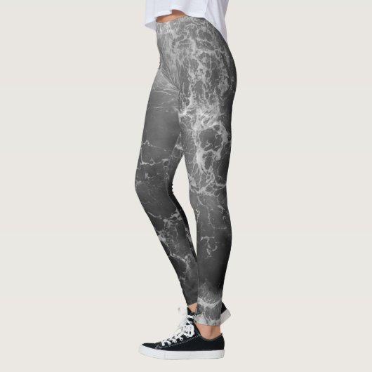 Leggings Guêtres noires et blanches d'océan (Gauche)