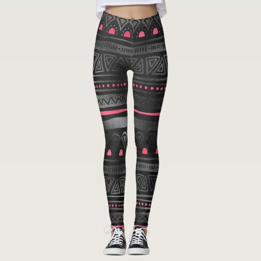 Leggings Impression Tribale noire avec accents roses (Devant)