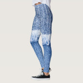 Leggings Jeans bleus : Closeup texture détaillée. (Gauche)