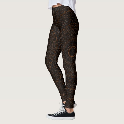 Leggings Mandala Brown au chocolat avec symétrie complexe (Gauche)