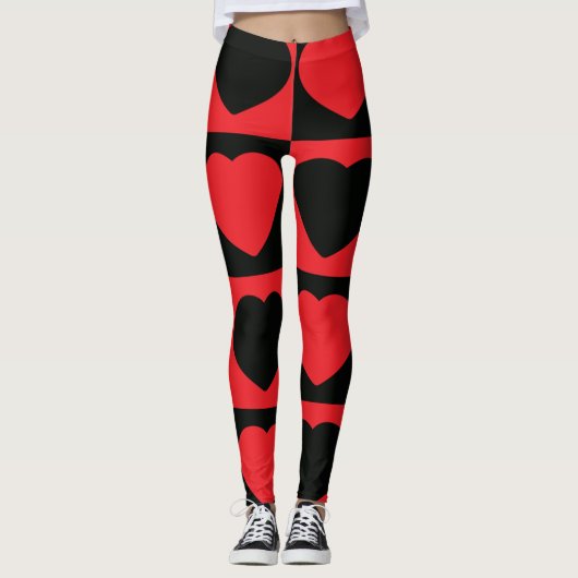 leggings met zwarte en rode harten (Voorkant)