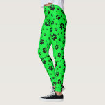Leggings Mignons Fun Black sur Neon Green Empreintes de pat<br><div class="desc">Ces jambières amusantes sont parfaites pour les chiens et les amoureux de les chats. Elles disposent d'un motif mignon avec des empreintes de pattes noirs éparpillés sur un arrière - plan de couleur vert néon. Le design fantaisiste amusant est parfait pour les parents d'animaux et les amoureux des animaux.</div>