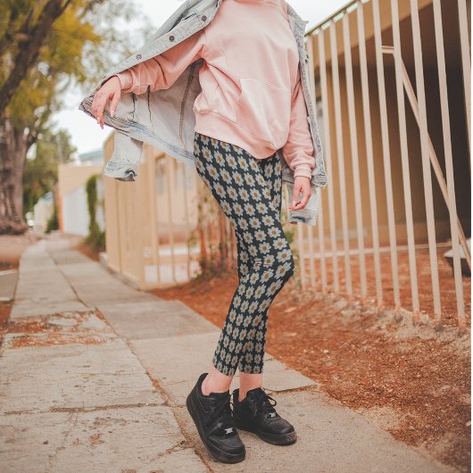 Leggings Modèle floral dahlia blanc sur noir
