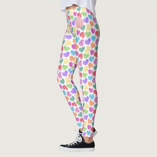 Leggings Moderne Vibrant Rainbow Doodle Hearts Monogramme (Gauche)