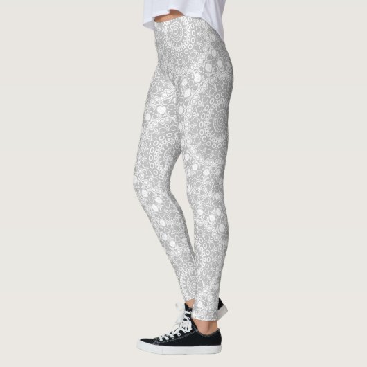 Leggings Motif Mandala Argent Élégant (Gauche)