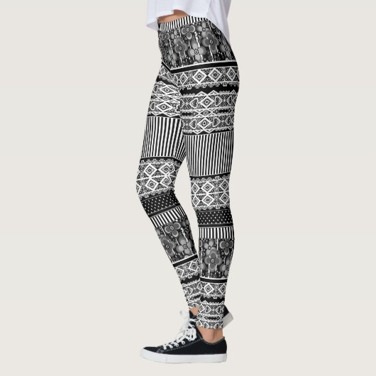 Leggings Motif noir et blanc avec dentelle et patchwork el (Gauche)
