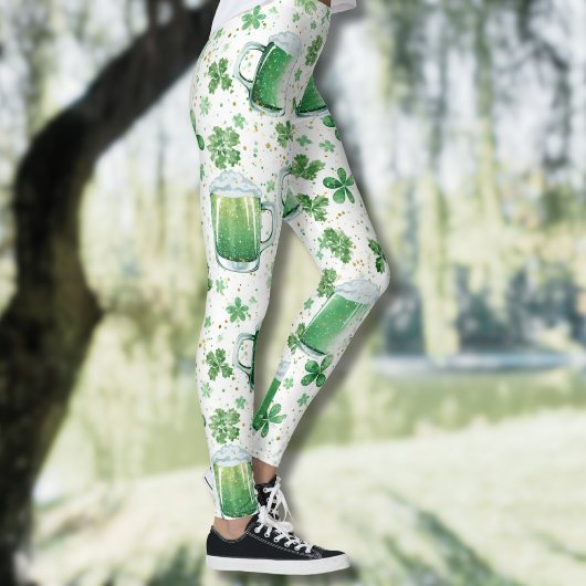 Leggings Mugs élégants verts pour bière et trèfles blancs