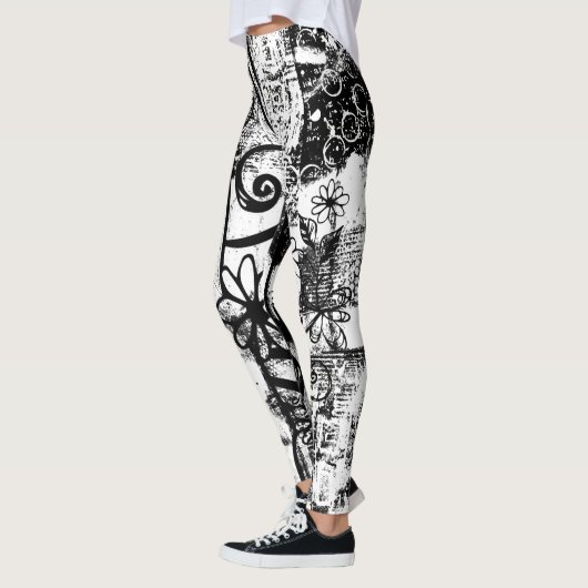 Leggings noirs et blancs avec Graffiti Art imprimé (Gauche)