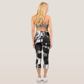 Leggings noirs et blancs avec Graffiti Art imprimé (Verso)