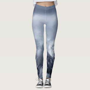 Leggings Nuages couvrant la montagne Storžič, Slovénie