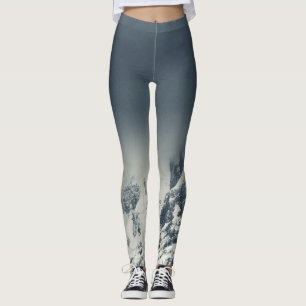 Leggings Obscurité et nuages recouvrant la montagne