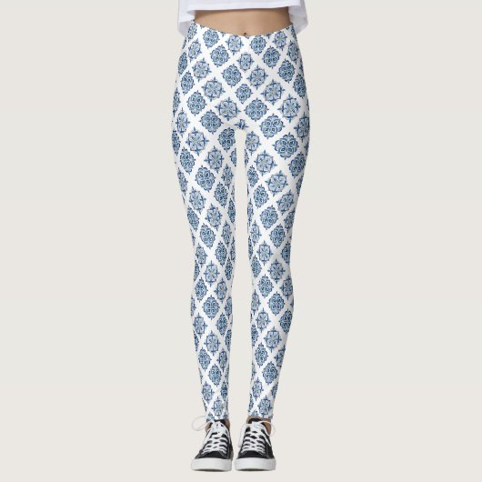 Leggings Ornement brodé bleu sur blanc (Devant)
