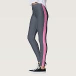 Leggings Panneau latéral rose brillant bleu foncé au charbo<br><div class="desc">legging élégant et moderne avec un panneau de côté rose vif sur un arrière - plan couleur fusain bleu foncé. Conçu exclusivement pour vous par Happy Dolphin studio. Si vous avez besoin d'aide ou de produits correspondants ou si vous désirez une combinaison de couleurs personnalisée, veuillez nous contacter par l'intermédiaire...</div>