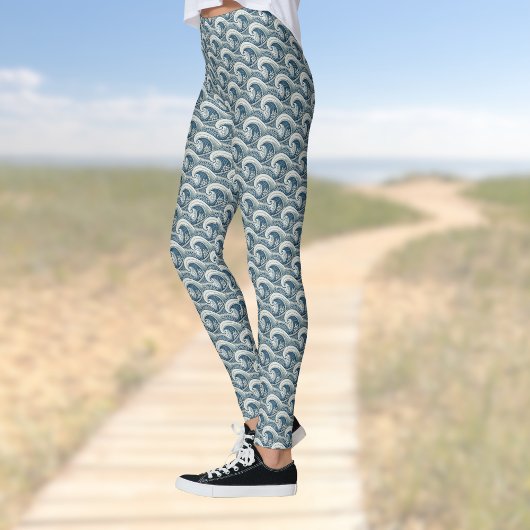 Leggings Polynesian Beach Waves and Flowers Ethnic Pattern