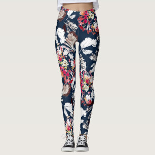 Leggings Rouge, fleurs blanches sur bleu.