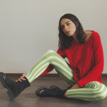 Leggings Simple Minimaliste Whimsical Magret Vert Gratté<br><div class="desc">Ce design comprend des leggings blancs à rayures simples minimalistes avec un simple festin vert simpliste, un adorable fantaisie, un classique minimaliste simple créatif, un pantalon de yoga de Noël, un design créatif mignon, un pantalon de vêtements de Noël, deux tonalités blanches à rayures rayées vertes, un style festif de...</div>