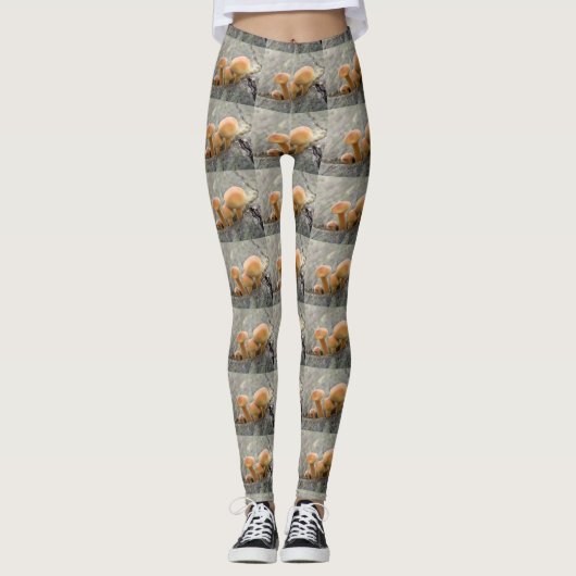 Leggings Tabourets sur une jambe de tronc d'arbre (Devant)