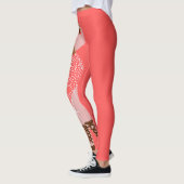 Leggings Tan et rose épais chic dans une robe de soleil (Gauche)