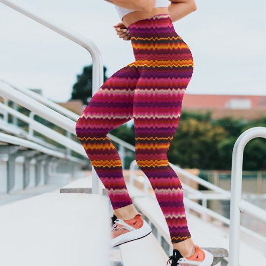 Leggings Trippy Stripes Bold Purple Psychedelic Glitchy