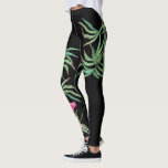 Leggings tropicaux Hibiscus et Bambou<br><div class="desc">Exercez-vous avec style avec ces jolis leggings tropicaux avec une réplique de ma fleur d'hibiscus rose aquarelle peinte à la main et des feuilles de bambou sur un riche arrière - plan noir. Un cadeau parfait pour femme, petite amie ou fille... ou pour le fitness artistique ou le pantalon de...</div>
