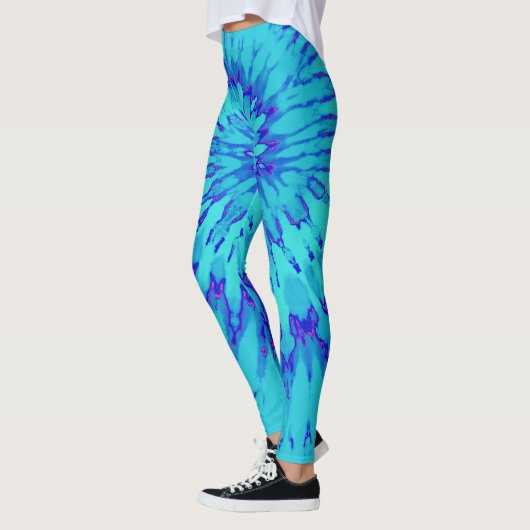 Leggings Turquoise et Bleue avec Teinture Magenta Spirale (Gauche)