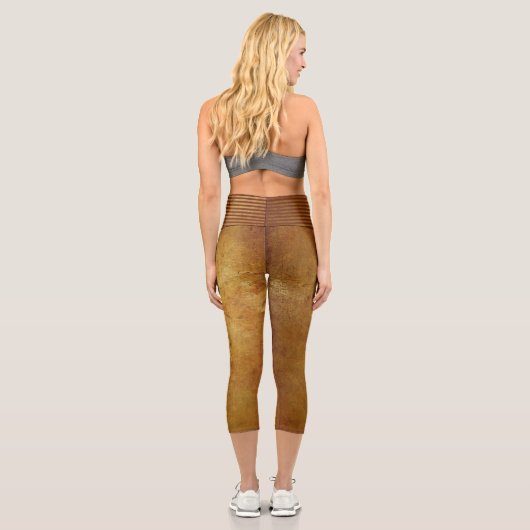Leggings Wolf Gold Capri (Verso)