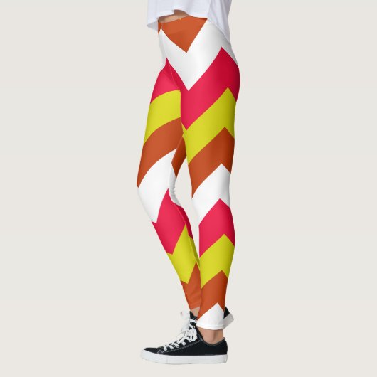 LEGGINGS ZIGZAG PATTERN. (Gauche)