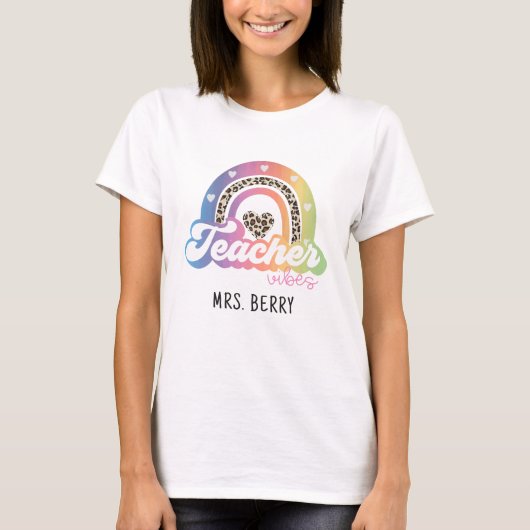 Leider Vibes Rainbow Leopard Print T-shirt (Voorkant)