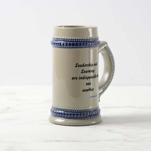 Leiderschap en het leren Beer Stein Bierpul (Voorkant rechts)