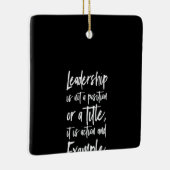 leiderschap is een voorbeeld keramisch ornament (Rechts)