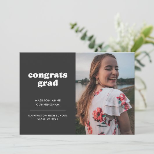 Leisteen en wit Gefeliciteerd Afstudeerder Twee Fo Aankondiging (Staand voorkant)