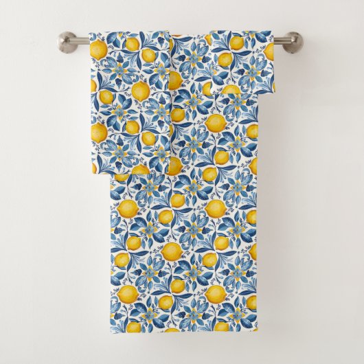 Lemon Botanical Blue and Yellow Summer Print Bad Handdoek (Insitu)