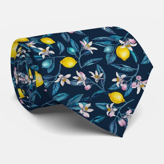 Lemon branches with blossoms and fruit on blue stropdas (Opgerold)